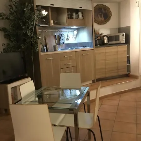 Vicino Ifo Intero