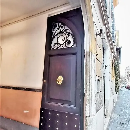 In Borgo Vittorio A Due Passi Da San Pietro 아파트