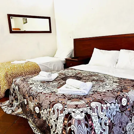 Holiday Guest house *