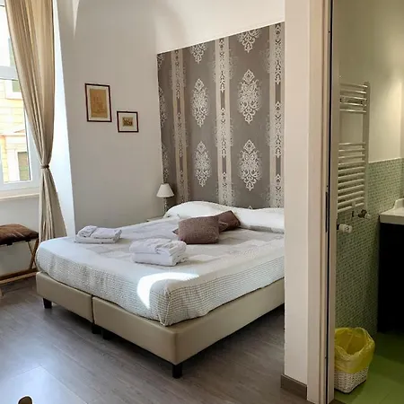 Casa Vicenza 3* Rome