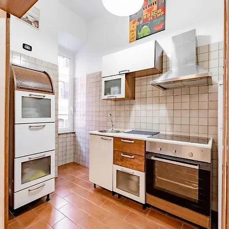 Apartment New! Casa Micheli A Trastevere *