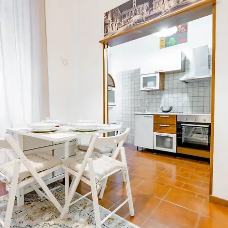Apartment New! Casa Micheli A Trastevere *