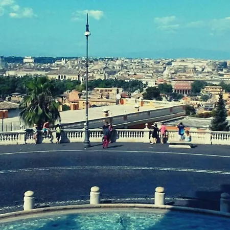 Bed & Breakfast Friendly House At Trastevere Rome