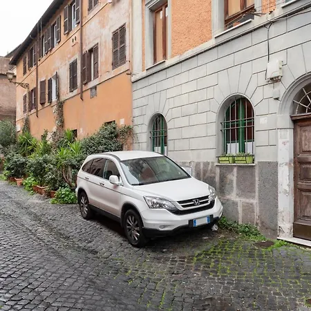 Apartment Trastevere 53 *