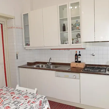 In Guest - Single In Cozy And Comfortable Guest house *