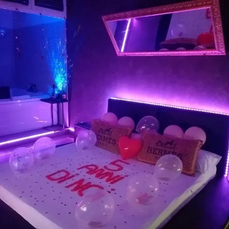 Lovers Excape - Adults Only Apartment Rome