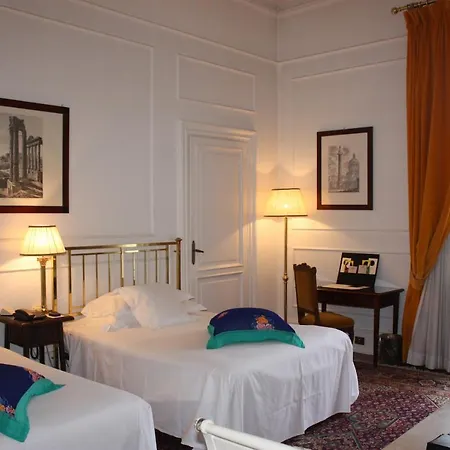 Grand Plaza Hotel Řím