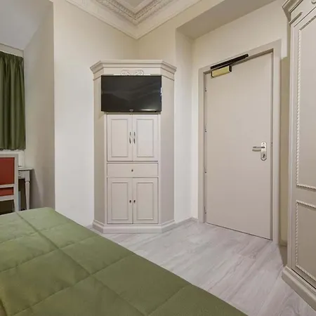 Bb Smarthotel Bailey's 4*