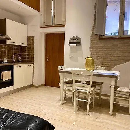 Il Vicolo Di Trastevere