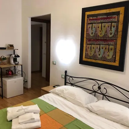 Maison Vaticana Rome