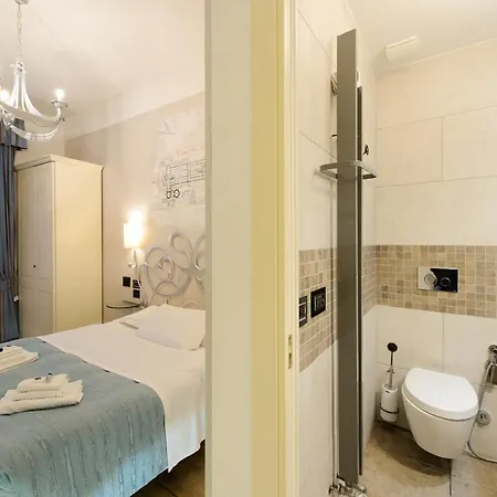 Guest house Luxury Ripetta 2 2*