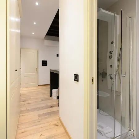 Luxury Ripetta 2 2* Rome