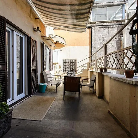 O Casa Barberini בית הארחה רומא