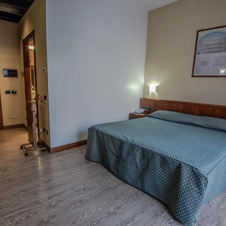 Hotell Petra 4*
