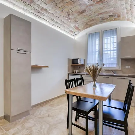 Apartment Romarina *
