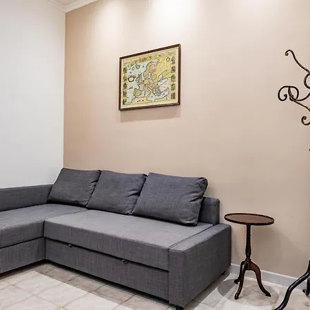 Mecenate Cavour Apartment *