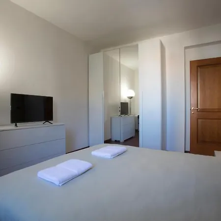 Moderno Metro B San Paolo Apartment