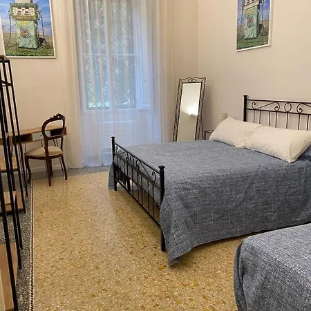 Pinciana C23 * Rome