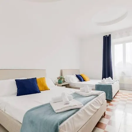 Apartment Elegant Aparment Vittorio Center