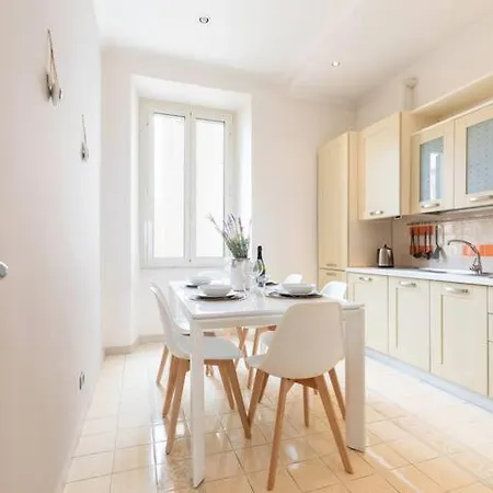 Elegant Aparment Vittorio Center Apartment *