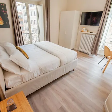 Design 18 Charming Guest house *