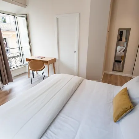 Guest house Design 18 Charming Rome