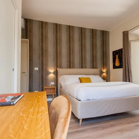 Design 18 Charming Rome