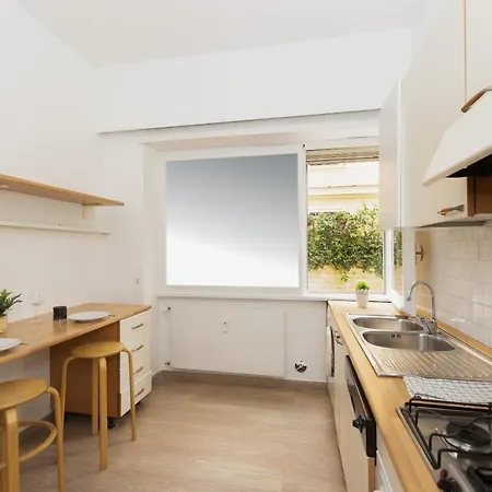 Apartment Parioli Garden-rental In Rome