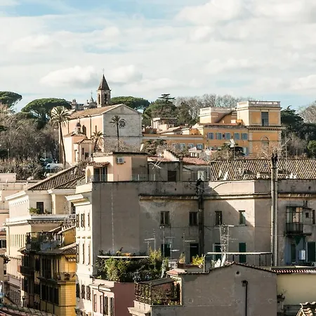 Apartment The Trastevere Penthouse Experience Rome