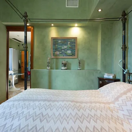 The Trastevere Penthouse Experience