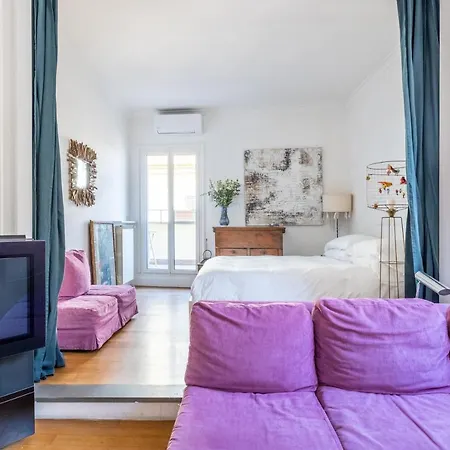 Holiday home Spanish Step Rooftop Boutique *