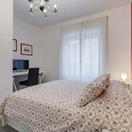 Av Domus Vatican St.peter Bed & Breakfast 2*