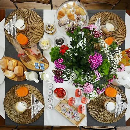 라 디자인 아타 익스피리언스 비앤비 B&B 5*