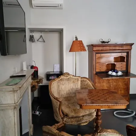 94 Piazza Di Spagna Guest house Rome