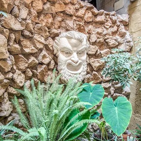 Casa Vantaggio * Rome
