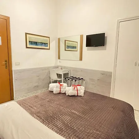 Holidays Otranto 3* Řím