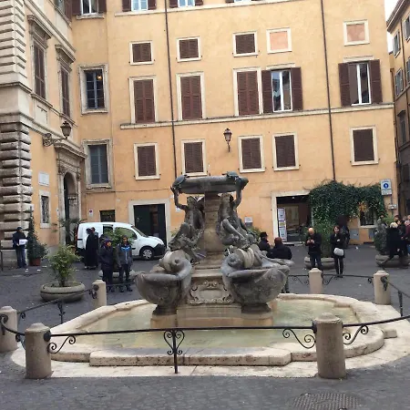 Domus Paganica Charming Apartment Rome