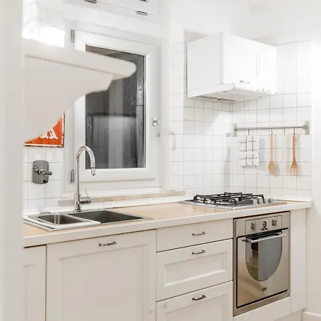 Domus Paganica Charming Apartment *