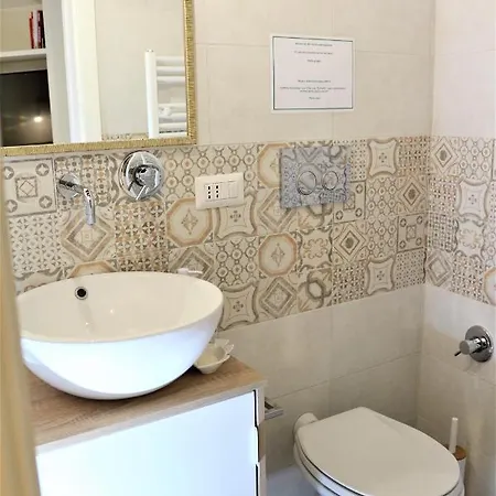 Domus Paganica Charming Apartment Rome