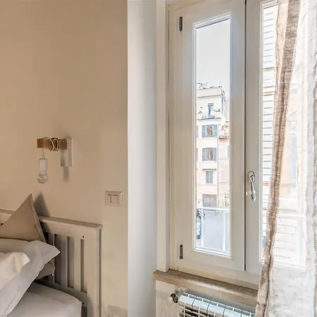 Domus Paganica Charming Apartment *