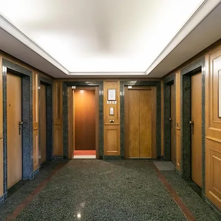Tatil Evi R.c. Giulio Cesare. Loft In Centro *
