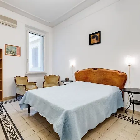 Con 3 Da Letto E 2 Bagni Vicino Al Vaticano * Rome