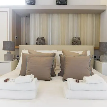 Luxury Vittoria Apartment