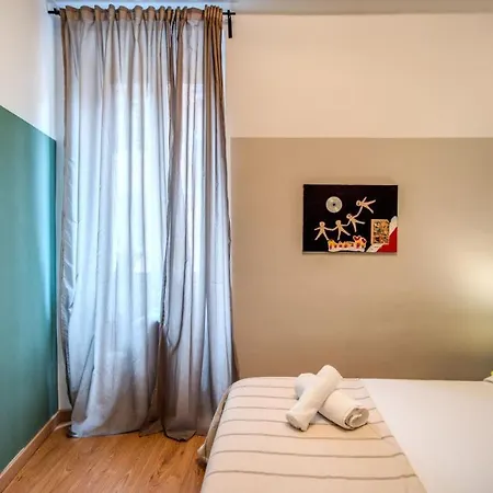 Apartamento Campo Dei Fiori Apertment Easy Life In *