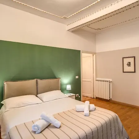 Campo Dei Fiori Apertment Easy Life In Apartamento