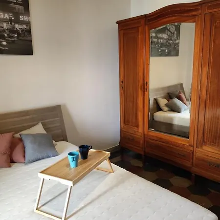 La Maison B8 Apartment