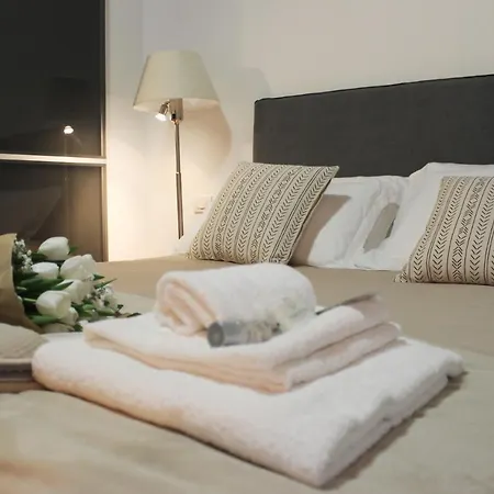 Pantheon Grand Apartment *