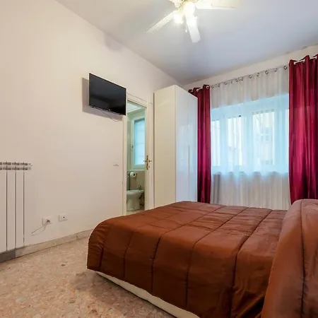 Mm Cipro With Balcony Apartment *