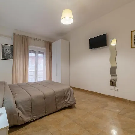Mm Cipro With Balcony Rome