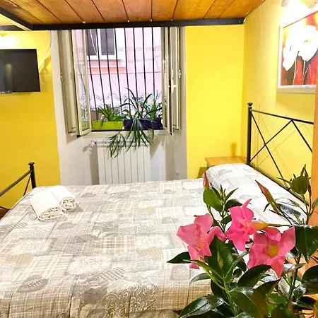 La Casa Verde Roma - Free Secure Parking If You Book 3 Nights *